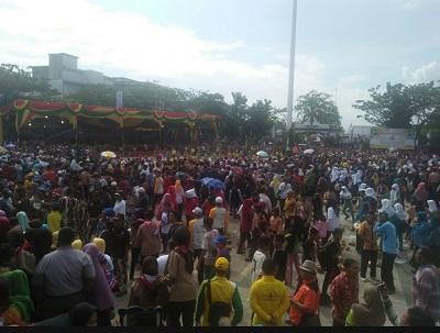 Dahsyat... 20.000 Lebih Masyarakat, Antusias Semarakan Festival Kelapa Internasional